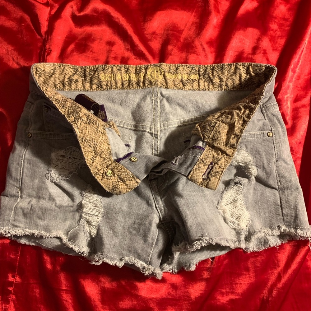 Rich & Skinny Gray Jean Shorts with Distressed Design and Frayed Hem